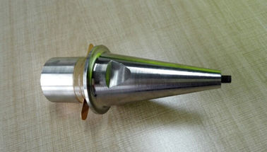Type de cône transducteur de soudure ultrasonore pour l'ultrason de transducteurs de la découpeuse 21-23 kilohertz