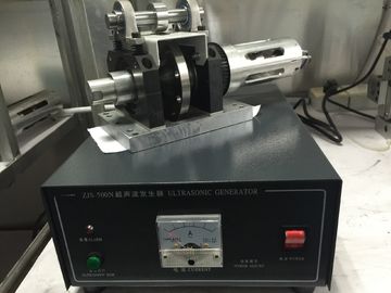 Machine ultrasonique de cachetage du tissu 35khz, machine à coudre ultrasonique avec la roue titanique