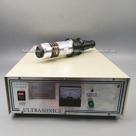 Générateur ultrasonique de soudure avec le transducteur ultrasonique 15kHz 2600W et Sonotrode en acier