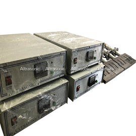 machine ultrasonique de soudage par points 15K comprenant le propulseur et le klaxon de générateur de convertisseur