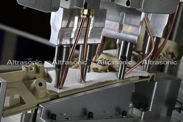 Soudeuse ultrasonique de tache pour le coton acoustique automatique/machine de rivetage ultrasonique d'automation